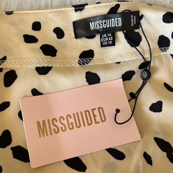 NWT Missguided Asymmetrical Cream and Black Animal Print Skirt Size 10 - Picture 8 of 9